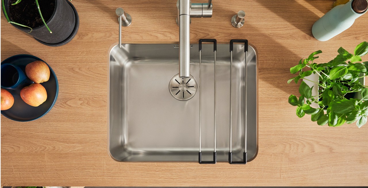 Top-Rails allow you to use the space over your sink