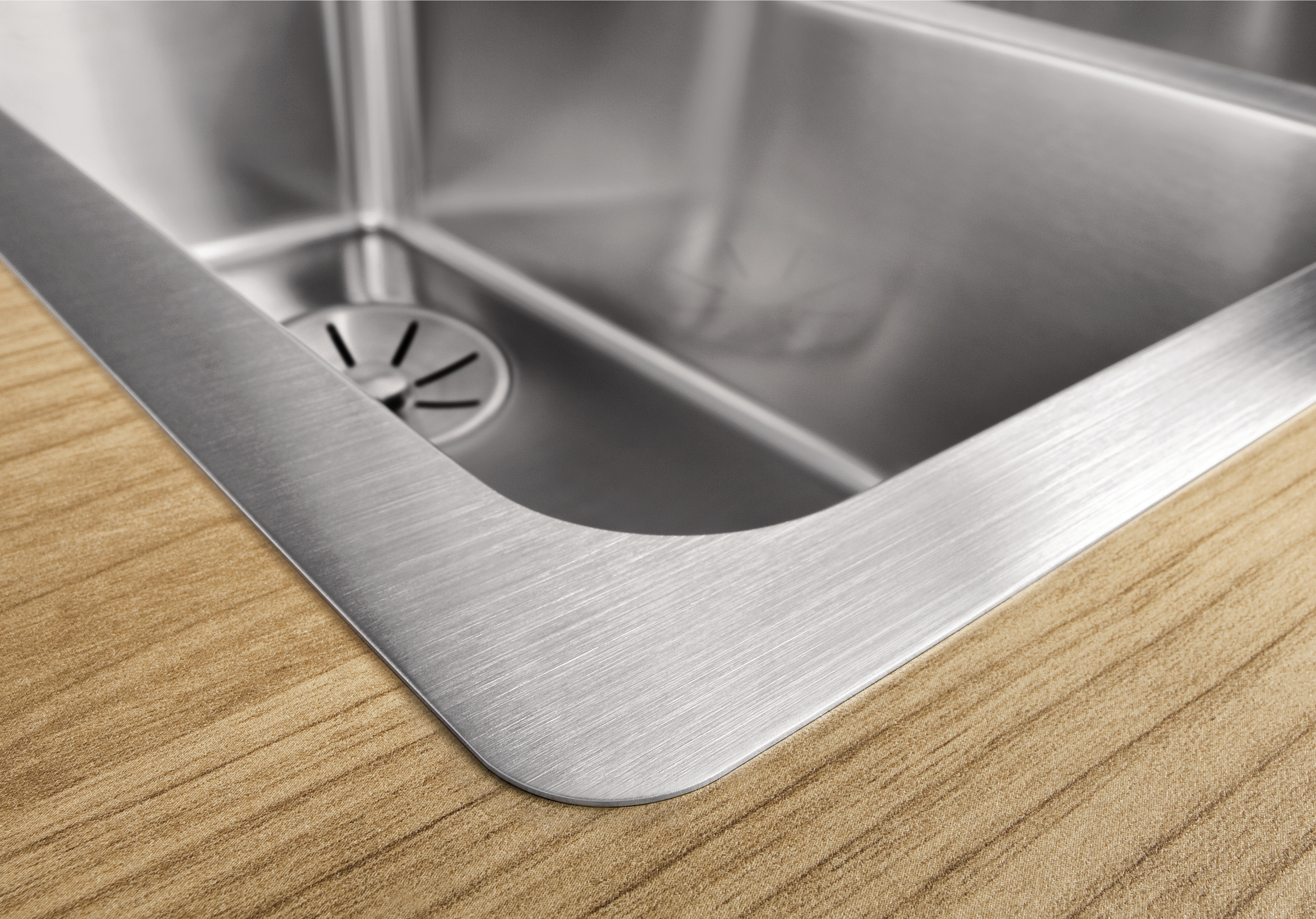 easy-to-handle inset sink